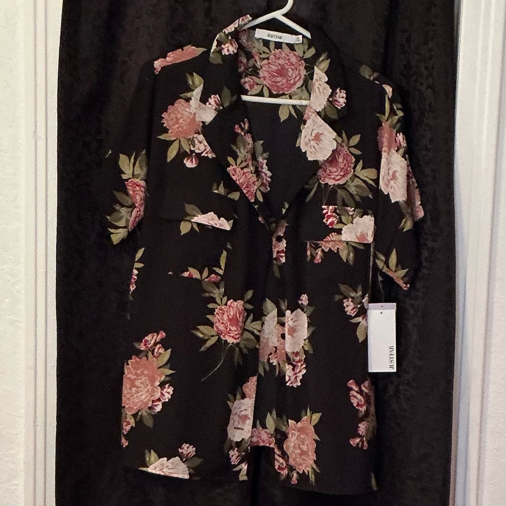 Floral Short Sleeve Blouse